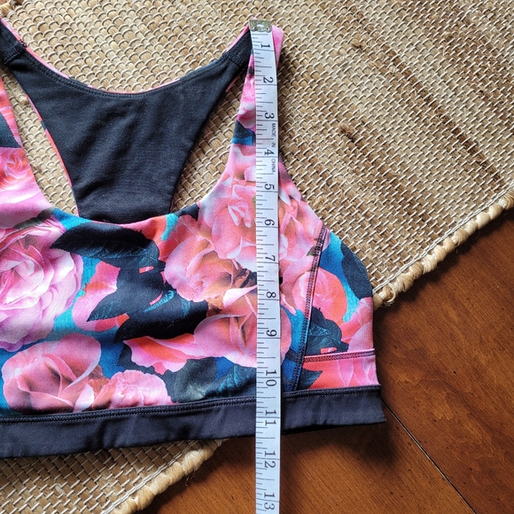 Lululemon | Top Speed Bra - Secret Garden - Picture 10 of 10